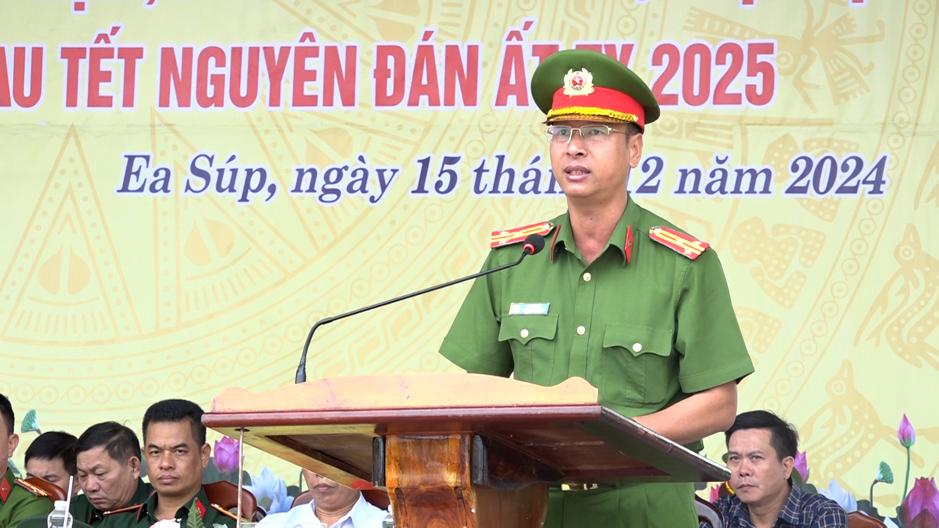 Thượng tá Lý Văn Kết – Trưởng Công an huyện hưởng ứng và phát lệnh ra quân thực hiện đợt cao điểm